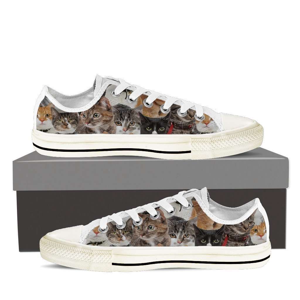 Tennis shoes with on sale cats on them