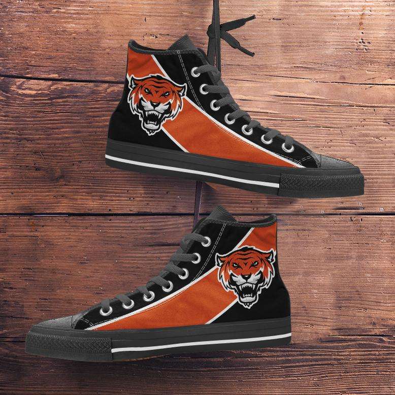 I Love The Cincinnati Bengals Womens Canvas Shoes